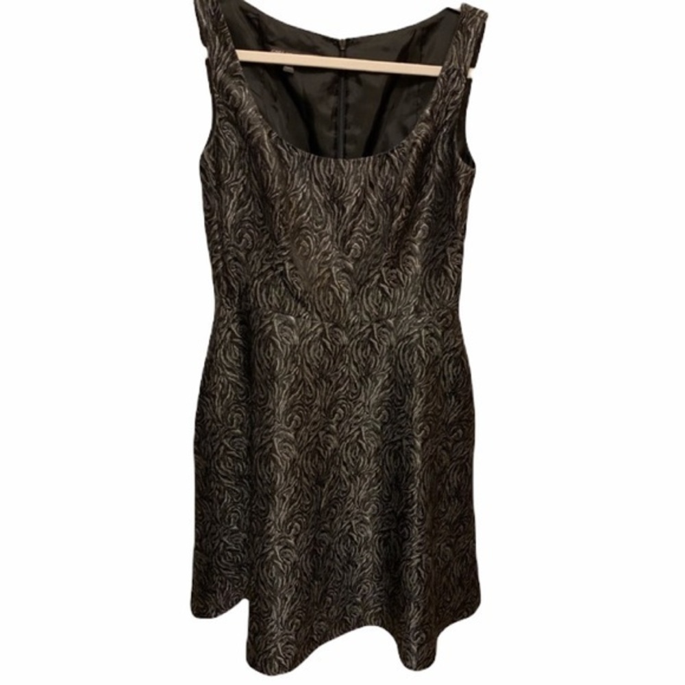 Jones Wear Dress Size 6 Black and Silver